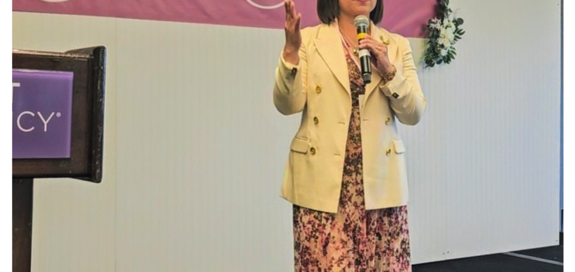 Speaker internacional, Marta Corado de C: